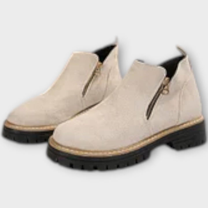 Boty s Elegantním Designem a Pohodlným Střih