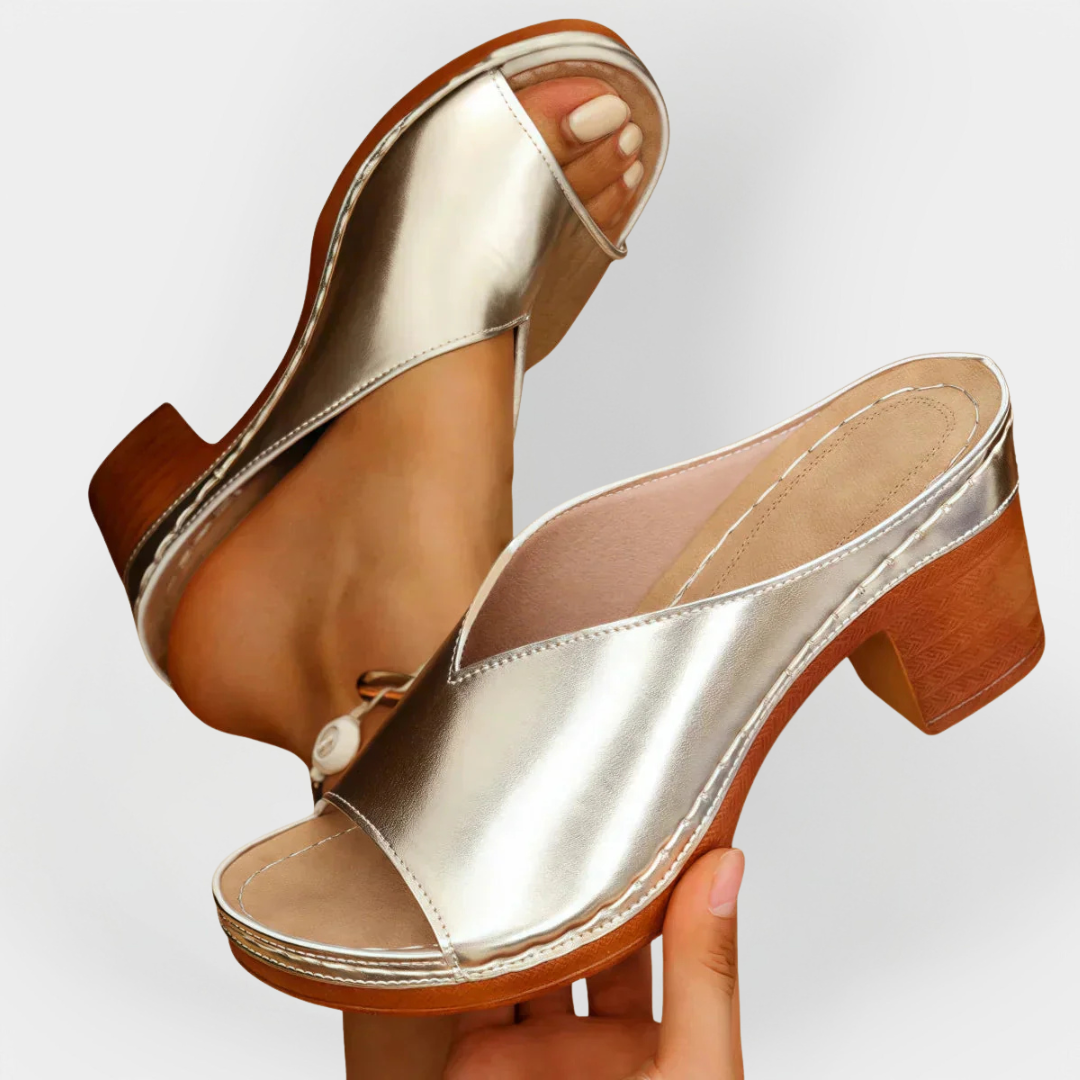 Ortopedické sandály s tlustým podpatkem