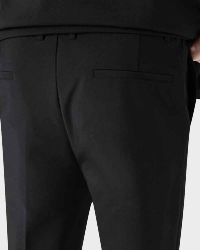 Sada Casual Inteligent z Bani Vechi