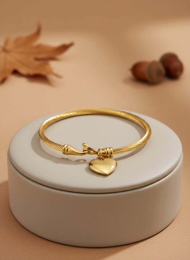 Zlatý Náramek ve Tvaru Srdce